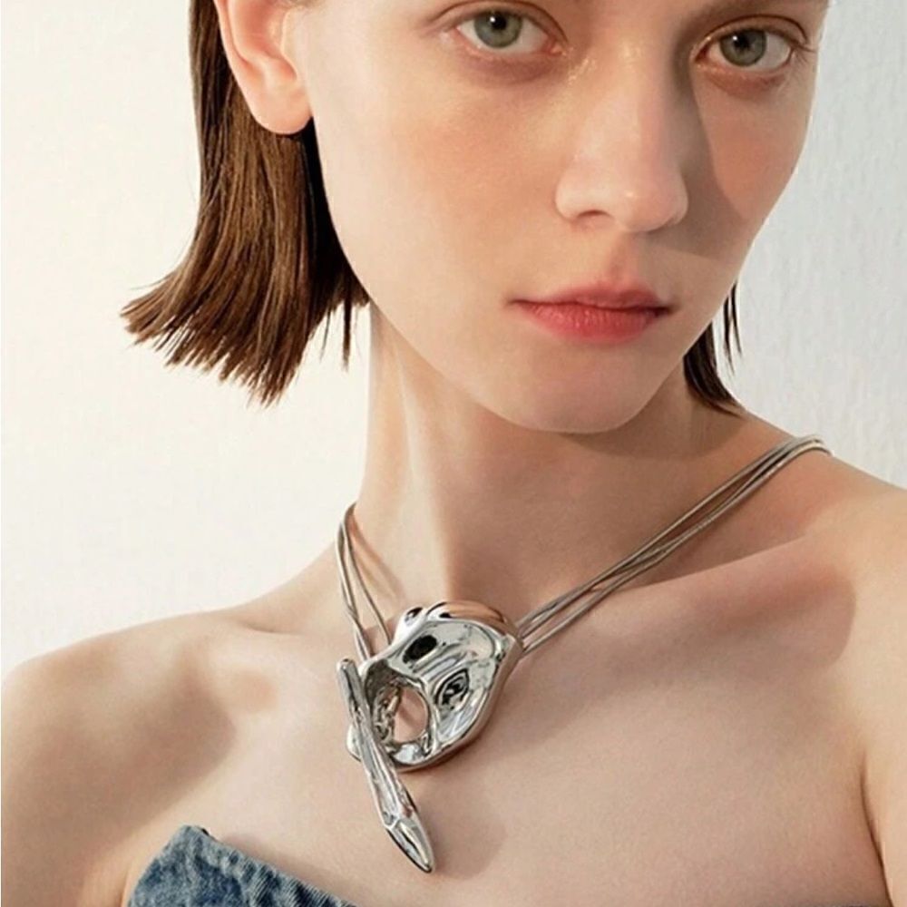 Silver geo necklace N544